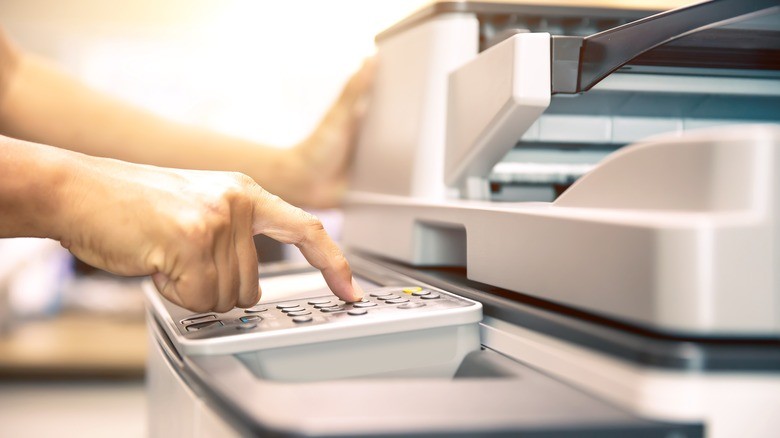 Best Way to Fax From iPhone 2026: Top Apps Compared